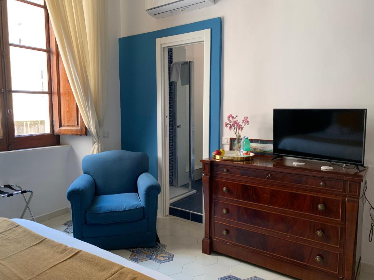مبيت وإفطار Sibilla Napoli المظهر الخارجي الصورة