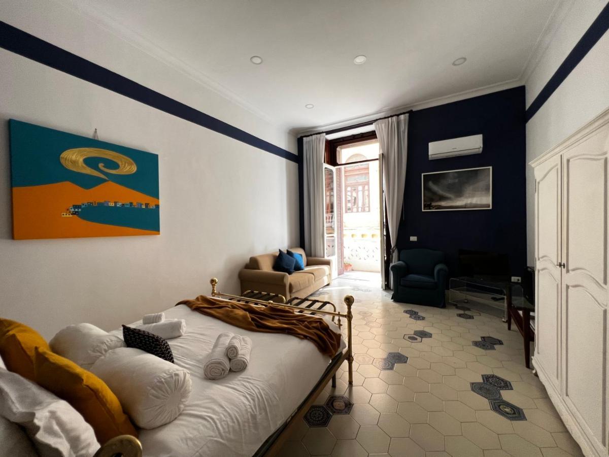 مبيت وإفطار Sibilla Napoli المظهر الخارجي الصورة